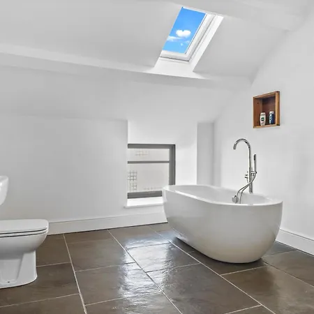 14 Fountain House Pass The Keys Holiday home *